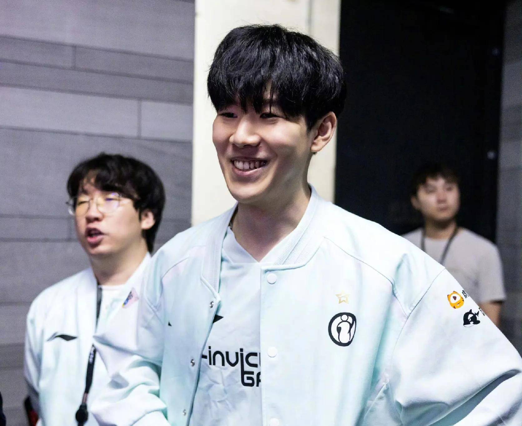 系默契的体 系默契的体