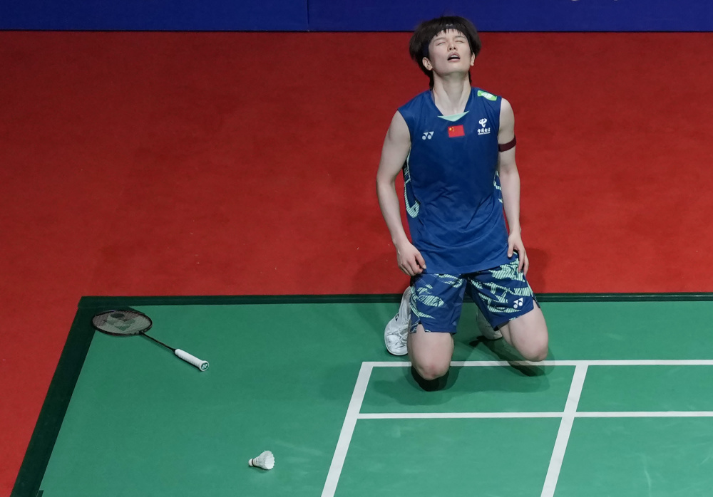 他在赛场上 他在赛场上