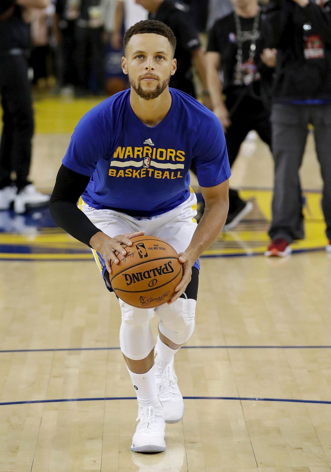 追求赛场竞 追求赛场竞